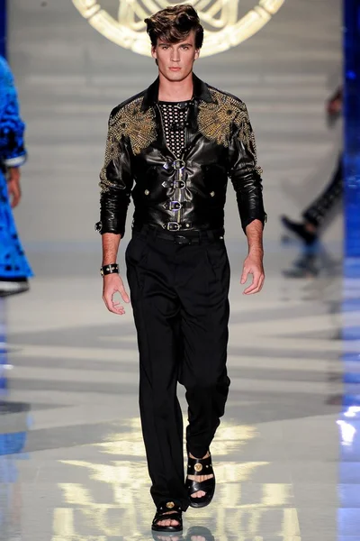 Look 41